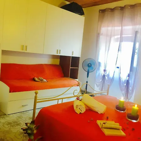 Laura Holiday Apartment Tropea